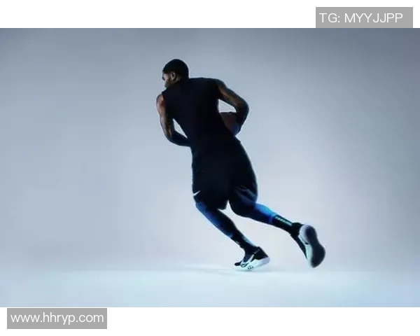 足球球星穿无鞋带球鞋助力比赛表现提升背后的科技与创新揭秘